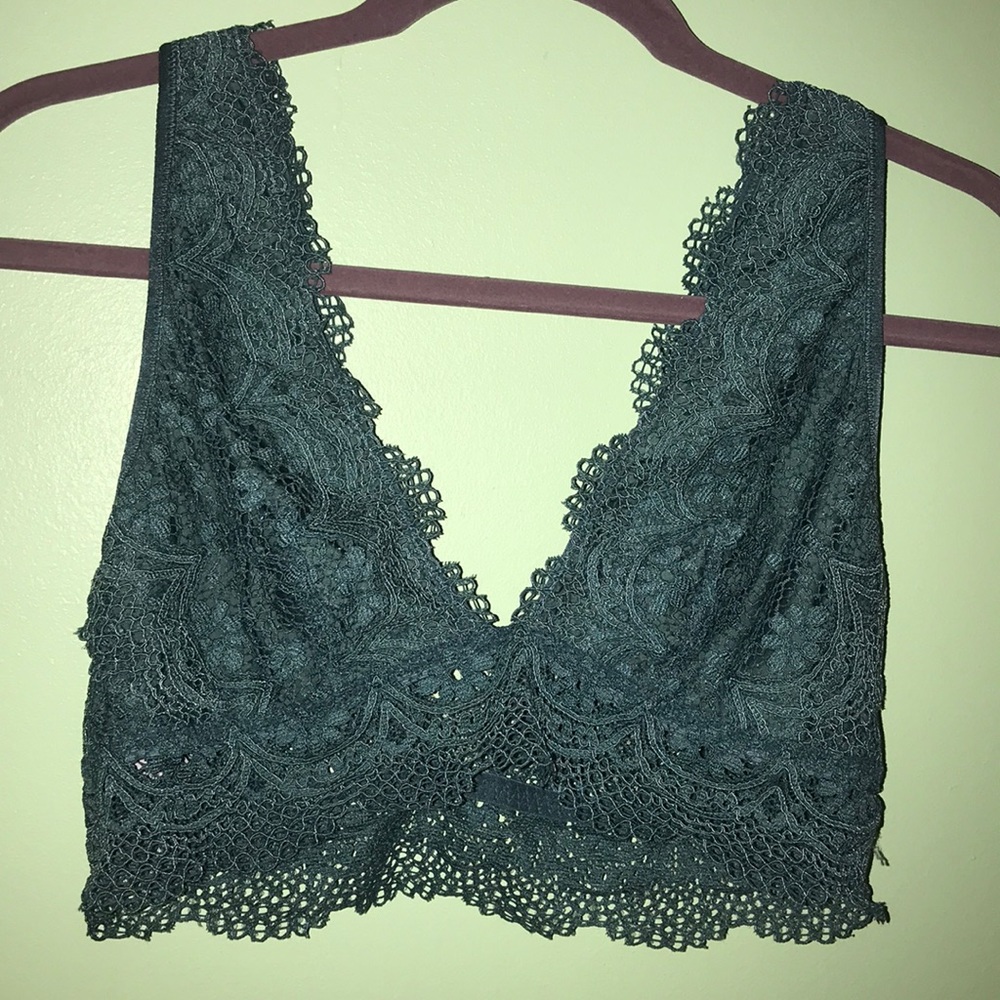 VS Lace bralette